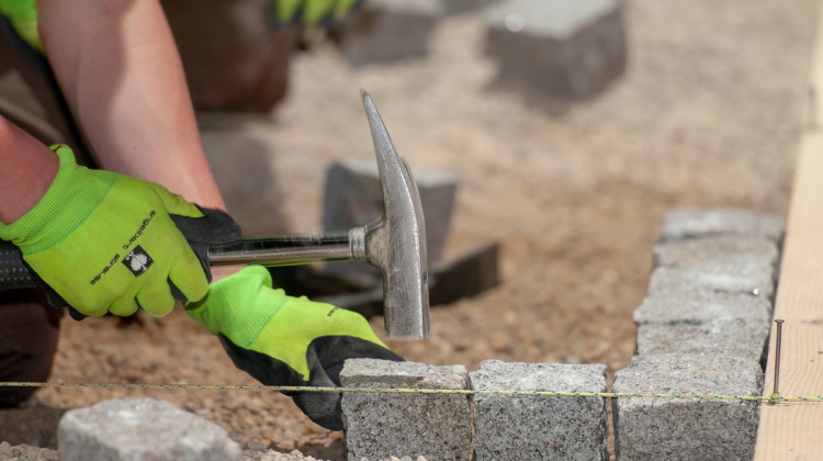 Messe BAUEN WOHNEN Garten mit Tipps f&uuml;r die Gartengestaltung und Hausbau, zu Energie, Sanierung und sch&ouml;nes Wohnen