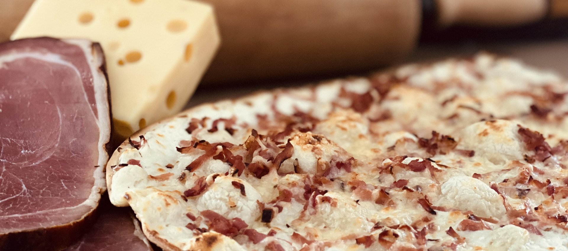 Flammenkuchen Speck - K&auml;se