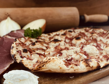 Flammenkuchen Speck - Zwiebeln