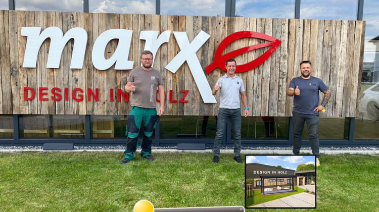 Glaswohnen erweitert den Aussenbereich von marx GmbH 