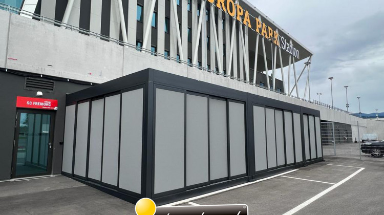 Innovative Markilux Markisensysteme bieten SC Freiburg's Mannschaft Exklusivit&auml;t und Komfort
