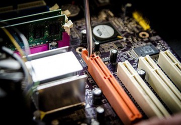 REPARATUREN und Wartungen