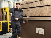 Logistik f&uuml;r B&uuml;rom&ouml;bel: Immer gut ausgestattet.