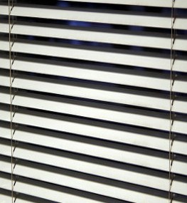 Jalousien, Rolll&auml;den & Fensterl&auml;den