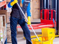 Reinigungskraft (m/w/d) 450-Euro-Basis 