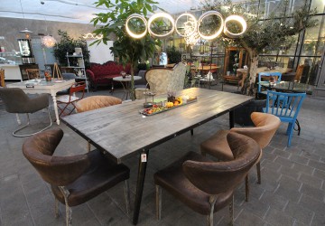 Erste Management - Lounge in den R&auml;umen bei s&acute;Blumeh&auml;fele