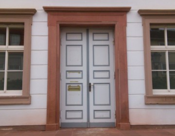 Anwendung T&uuml;ren - Holz,- Kunststoff- oder Aluminiumt&uuml;ren