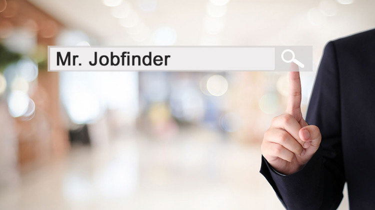 Unternehmen suchen Mitarbeiter ?