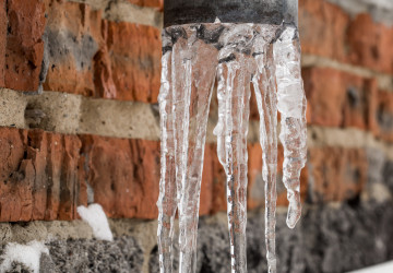 Wenn die Ortenau friert: Wie Sanit&auml;rprofis Rohre vor dem ersten Frost sch&uuml;tzen