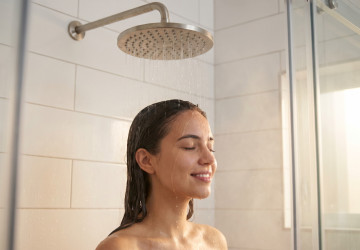 Das Badezimmer als R&uuml;ckzugsort: Kleine Ma&szlig;nahmen, die aus Pflicht Wellness machen