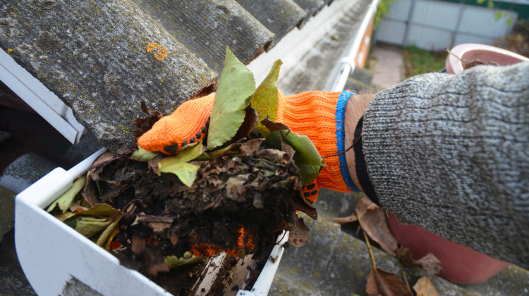Wartung im Fr&uuml;hling: Ihre Dachrinne und Blechteile im Check