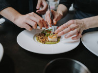 K&ouml;che (m/w/d) in Vollzeit, Chef de Partie und Demi Chef de Partie