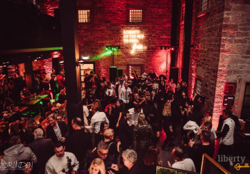XXL-AFTERWORK &ndash; DJ Chris Double B & Josh Trefzer am Saxophon